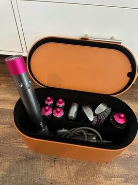 Dyson Multi-Attachment Styling Set in Tan Case with Pink Accents